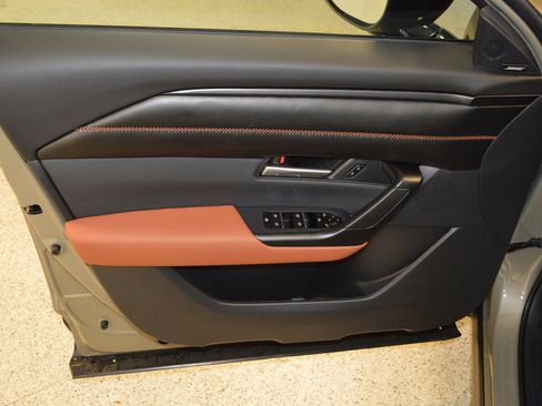 New 2026 MAZDA CX-50 Meridian Edition w/ Weather Package image 14