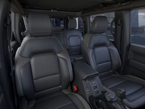 New 2026 Ford Bronco Outer Banks AWD/4WD image 12