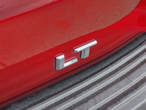 Used 2023 Chevrolet Tahoe LT w/ Luxury Package image 10