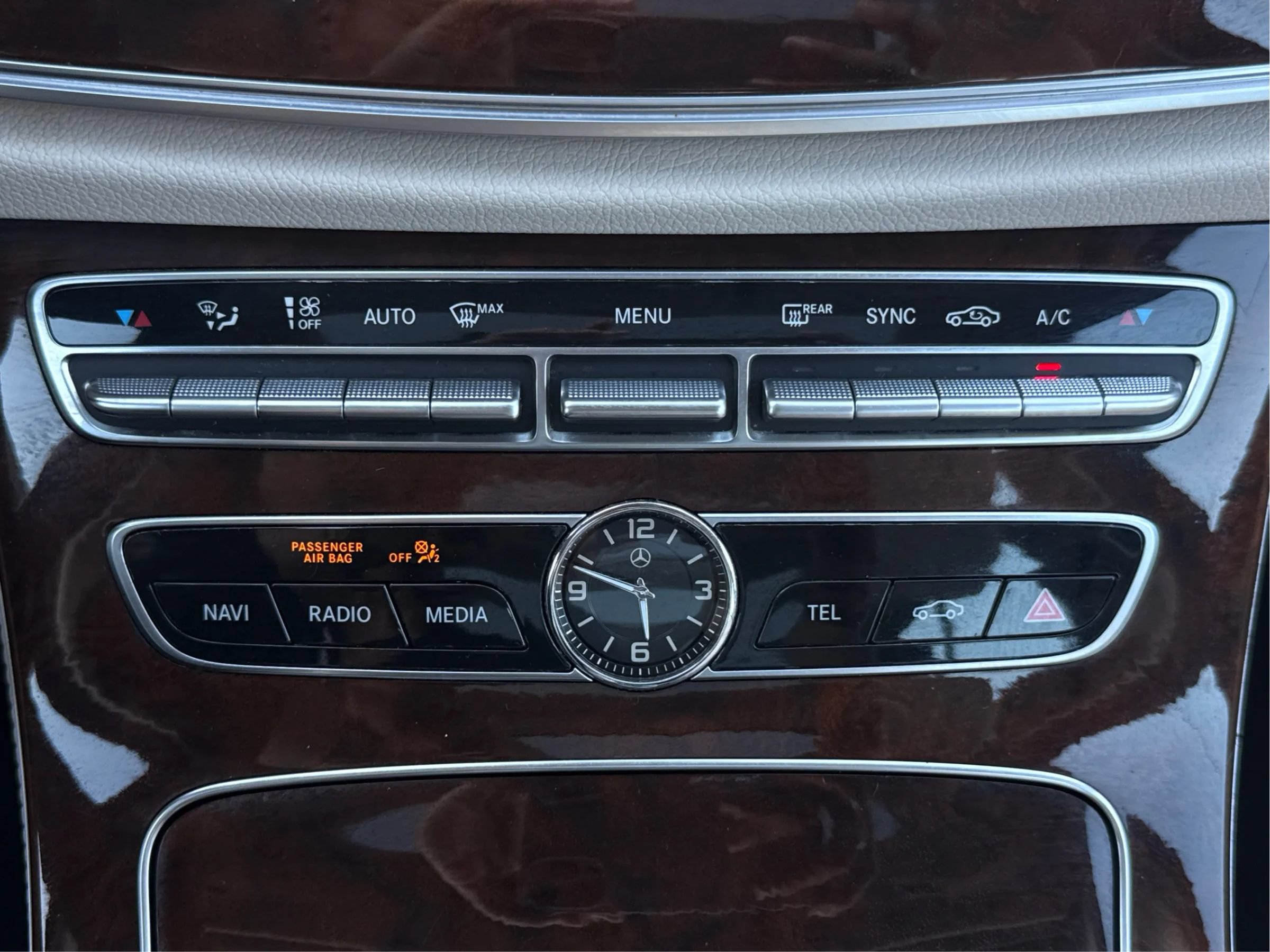 Used 2019 Mercedes-Benz E 450 4MATIC Wagon image 34