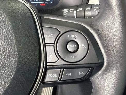 Used 2024 Toyota RAV4 Limited AWD/4WD image 27