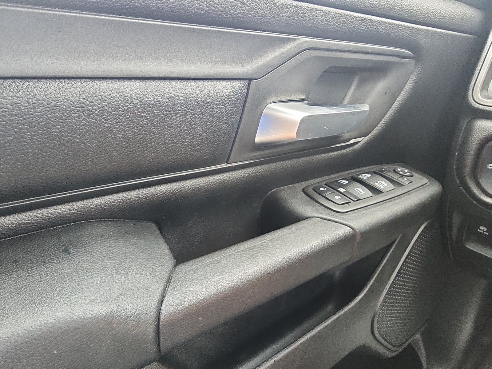 Used 2022 RAM 1500 Tradesman AWD/4WD image 18
