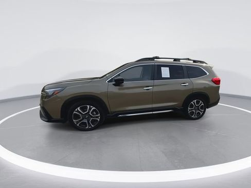 Used 2024 Subaru Ascent Touring AWD/4WD image 6