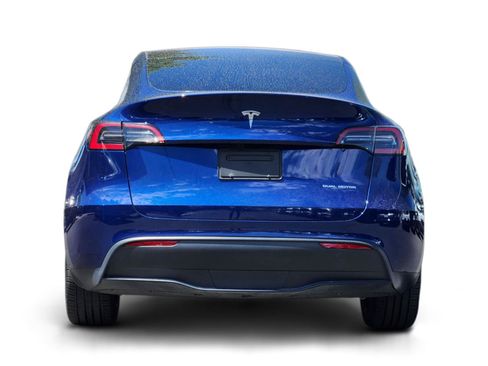 Used 2025 Tesla Model Y Long Range AWD/4WD image 6