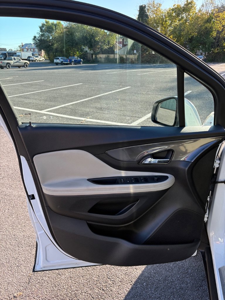 Used 2017 Buick Encore Preferred FWD image 11