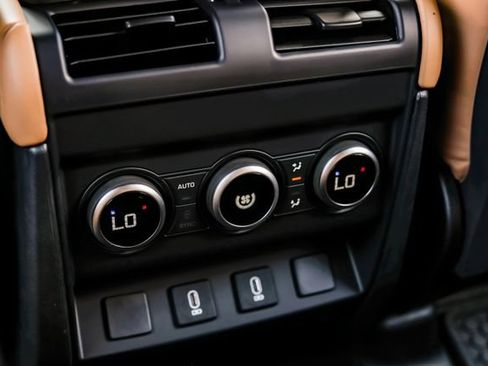 New 2026 Land Rover Defender 110 X-Dynamic SE AWD/4WD image 49