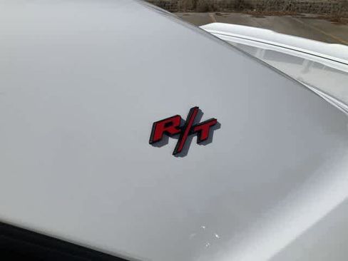Used 2022 Dodge Challenger R/T image 11