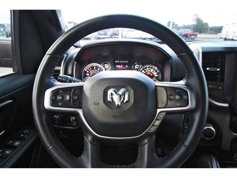 Used 2024 RAM 1500 Lone Star image 16