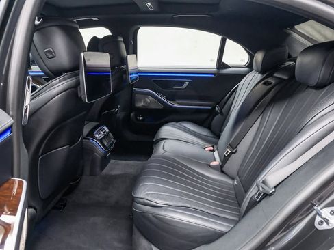 Certified 2023 Mercedes-Benz S 580 4MATIC Sedan image 17
