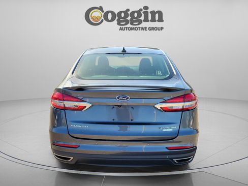 Used 2020 Ford Fusion Titanium image 4