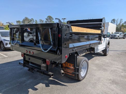 New 2026 Ford F550 4x4 Regular Cab Super Duty w/ XL Chrome Package image 3