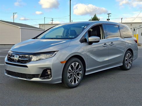 New 2026 Honda Odyssey Elite image 2