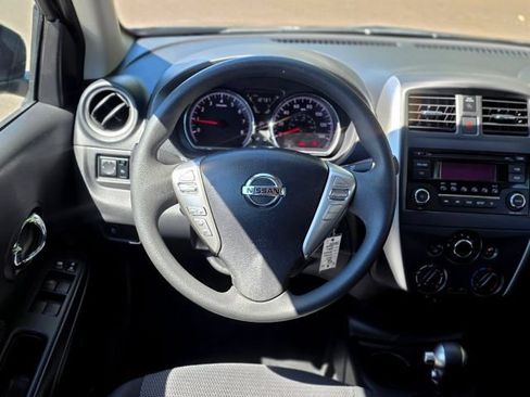 Used 2015 Nissan Versa SV FWD image 15