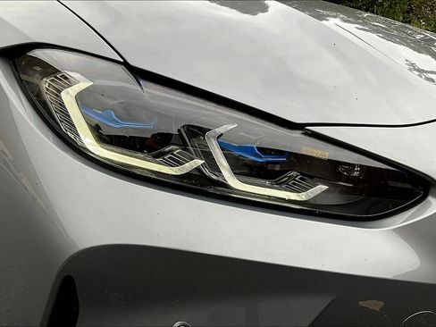 Used 2023 BMW M4 xDrive Competition image 31