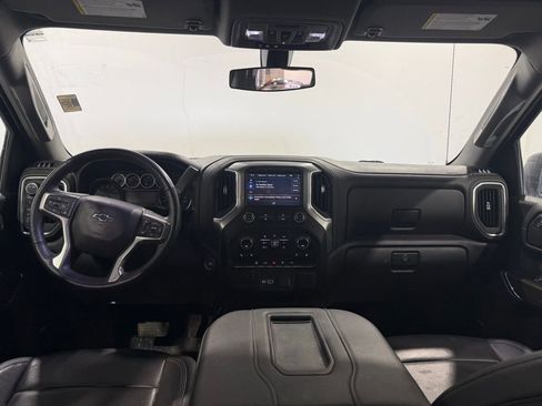 Used 2022 Chevrolet Silverado 1500 LT Trail Boss w/ Convenience Package II image 10