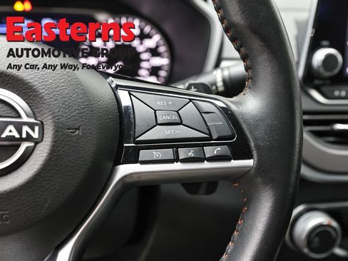 Used 2024 Nissan Altima 2.5 SR FWD image 16