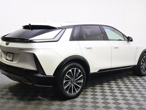 New 2025 Cadillac Lyriq Sport image 7