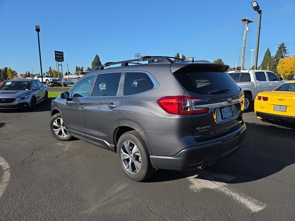Certified 2023 Subaru Ascent Premium w/ Convenience Package AWD/4WD image 5
