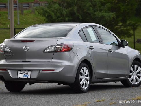Used 2012 MAZDA MAZDA3 i Sport FWD image 5