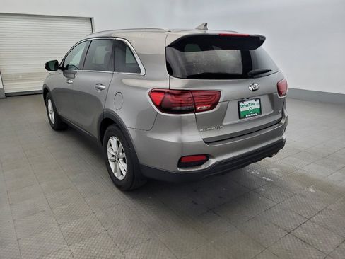 Used 2019 Kia Sorento AWD w/ LX Convenience Package image 5