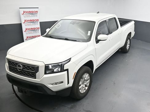 Used 2022 Nissan Frontier SV w/ Technology Package AWD/4WD image 12