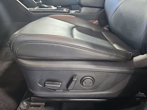 Used 2024 Kia Sportage EX AWD/4WD image 29