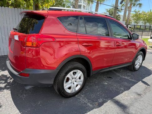 Used 2015 Toyota RAV4 LE FWD image 17