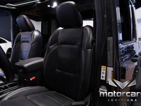 Used 2020 Jeep Gladiator Overland image 29