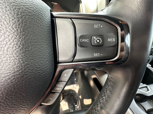 Used 2023 RAM 1500 Big Horn AWD/4WD image 21