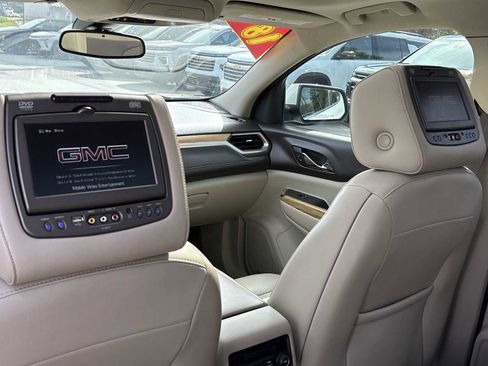 Used 2018 GMC Acadia Denali w/ Technology Package AWD/4WD image 36