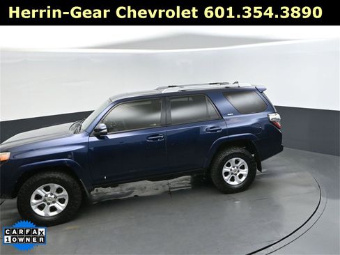 Used 2017 Toyota 4Runner SR5 Premium image 36