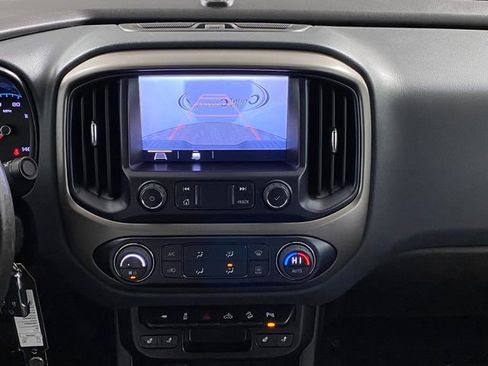 Certified 2022 Chevrolet Colorado Z71 w/ Z71 Midnight Edition image 21