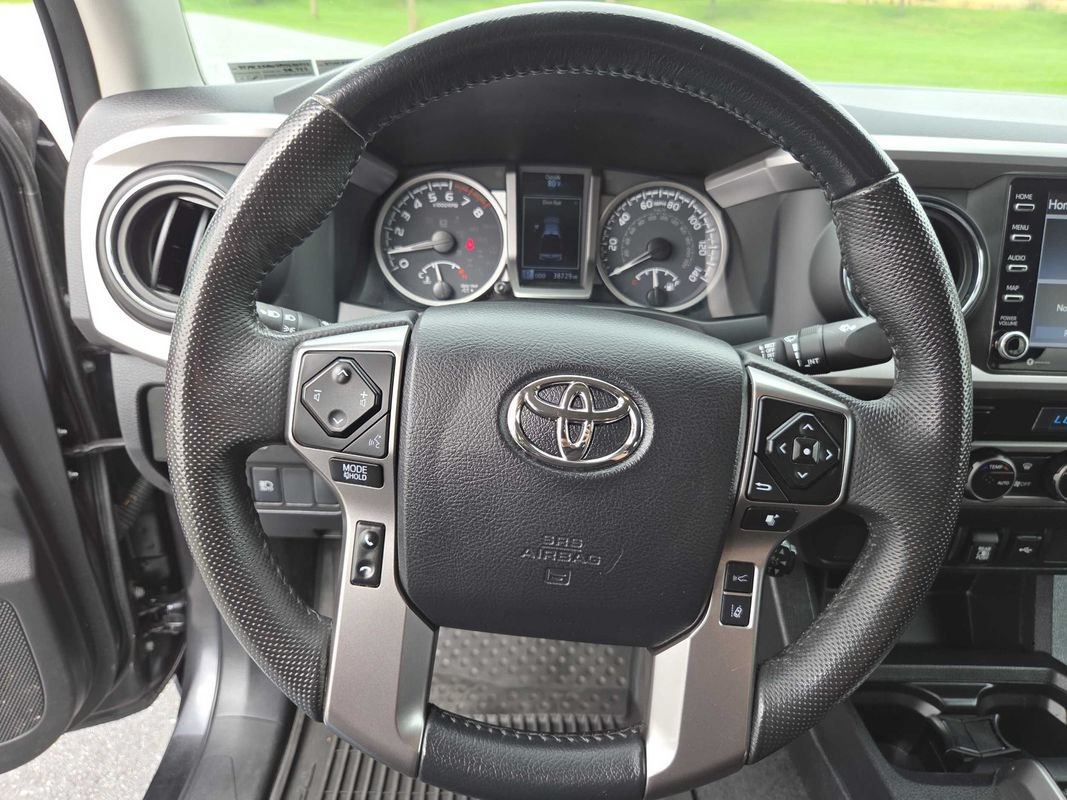 Used 2023 Toyota Tacoma SR5 AWD/4WD image 19