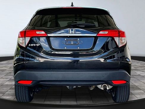 Used 2018 Honda HR-V LX image 5