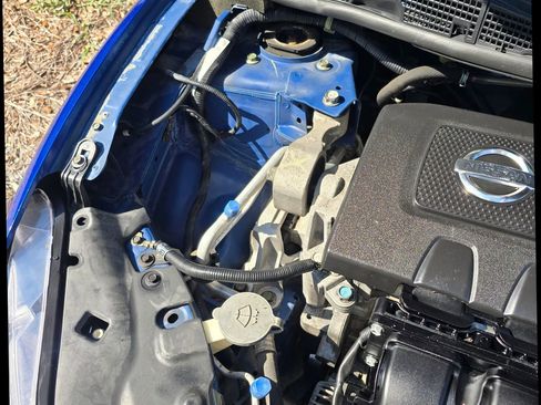 Used 2013 Nissan Sentra SR FWD image 22