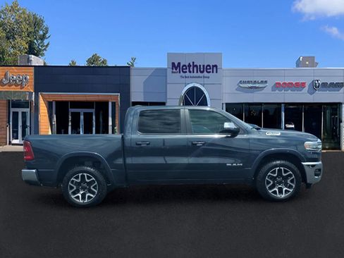 Used 2025 RAM 1500 Laramie AWD/4WD image 2