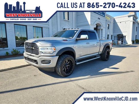 Used 2022 RAM 2500 Laramie AWD/4WD image 1