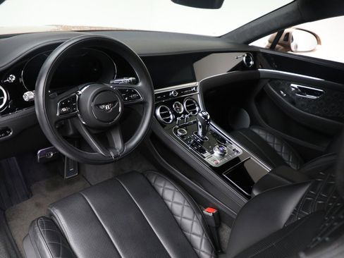 Certified 2022 Bentley Continental GT image 19
