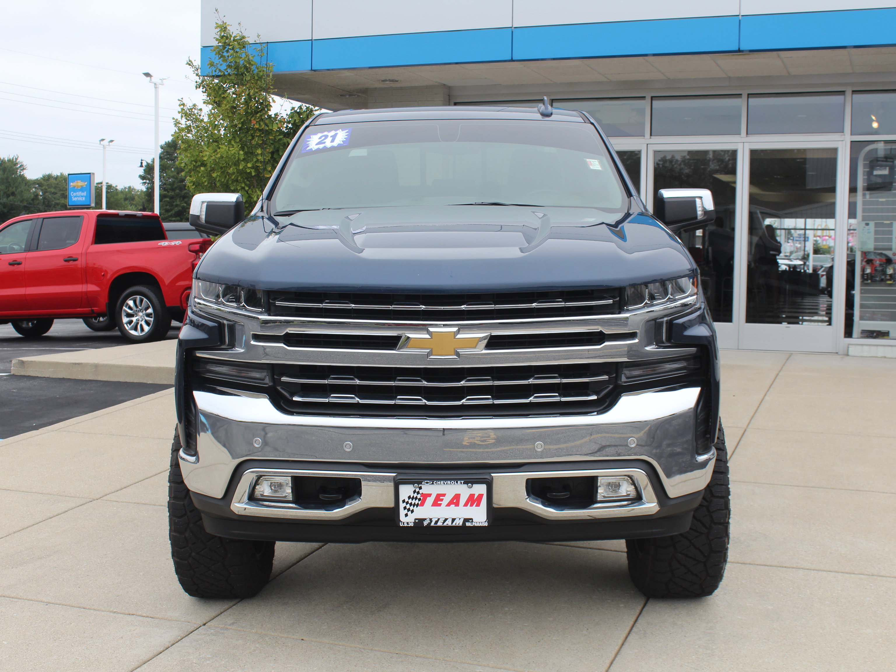 Used 2021 Chevrolet Silverado 1500 LTZ AWD/4WD image 11