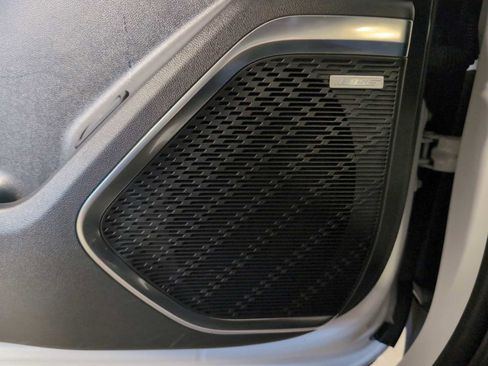 Used 2025 Buick Enclave Preferred image 24