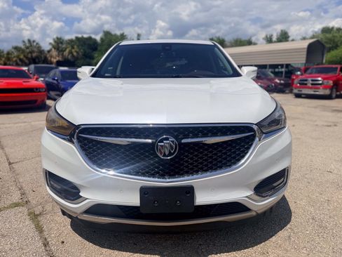Used 2018 Buick Enclave Avenir w/ Avenir Technology Package AWD/4WD image 2