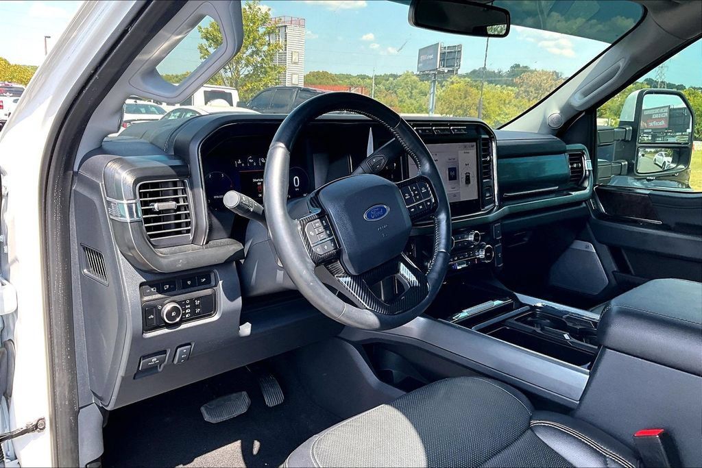 Used 2024 Ford F450 Lariat w/ Lariat Ultimate Package AWD/4WD image 5
