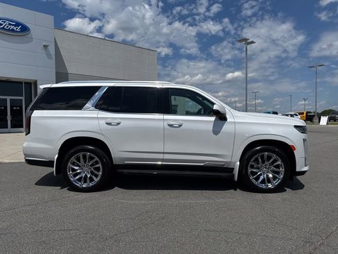 Used 2021 Cadillac Escalade Premium Luxury w/ Performance Package image 2