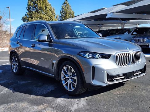 New 2026 BMW X5 xDrive50e w/ Executive Package image 5