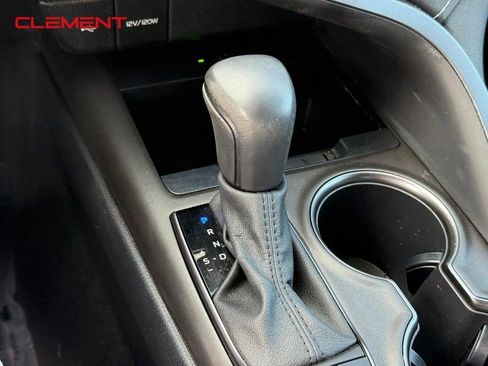 Used 2022 Toyota Camry XSE image 24