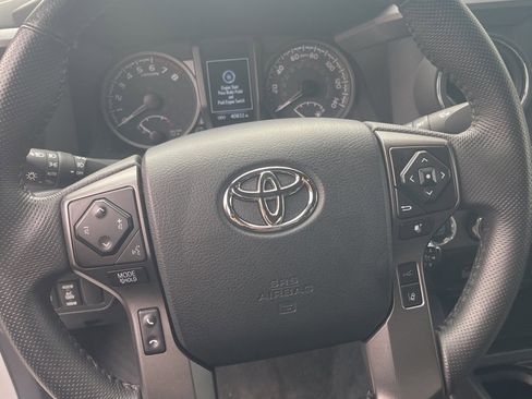 Used 2023 Toyota Tacoma SR image 9
