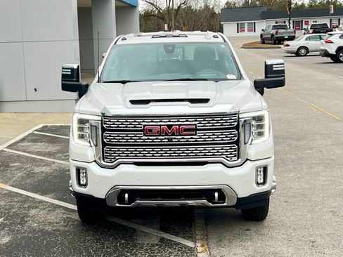 Used 2023 GMC Sierra 3500 Denali w/ Denali Ultimate Package image 9