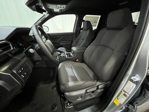 Used 2026 Toyota Tacoma SR5 image 10