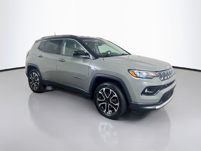 Used 2022 Jeep Compass Limited AWD/4WD image 22