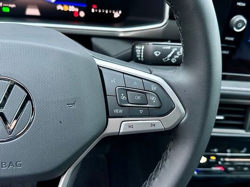 New 2026 Volkswagen Taos SE AWD/4WD image 32